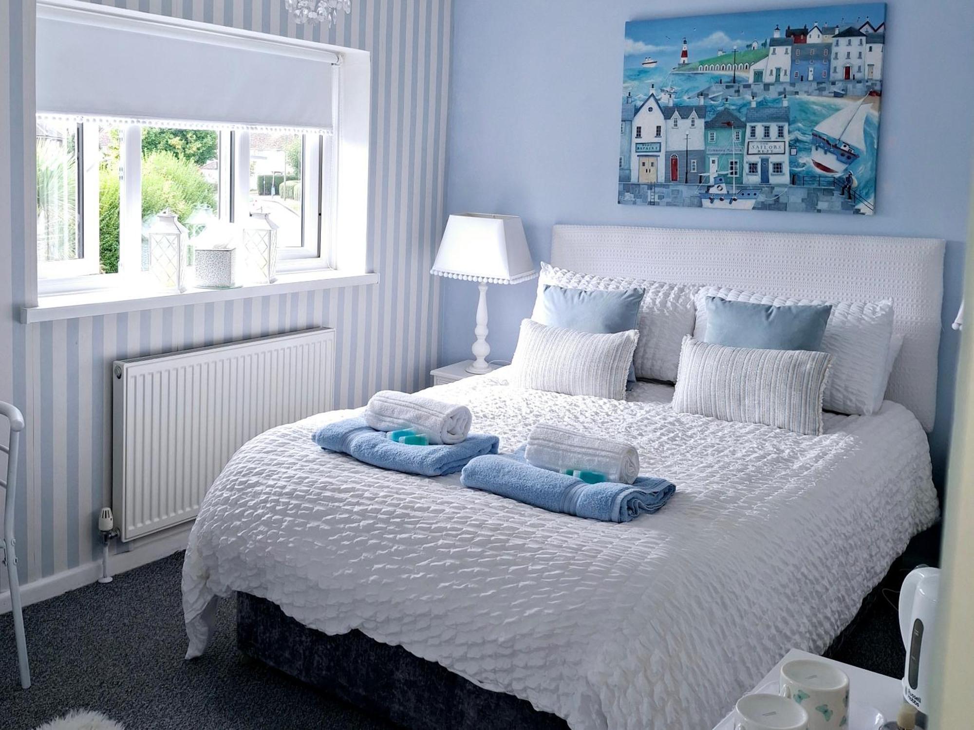 Home From Home Guest House Rochford Bagian luar foto